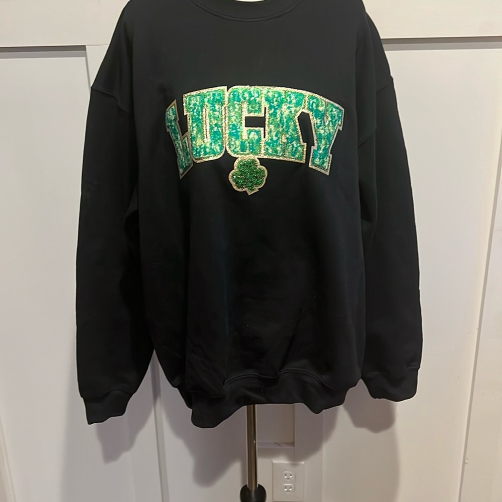 NWT Black Lucky Chenille letter sequin Sz L